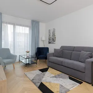Praga Okrzei By The River By Renters Apartament Warszawa